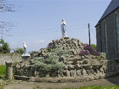 Grotto in Pallaskenry churchyard