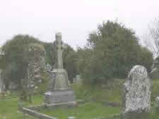 Church ruin in Ballingaddy graveyard