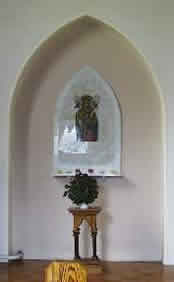 Side altars in Meelick church